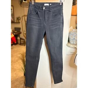 A Loves A Grey Skinny Jeans Size 27